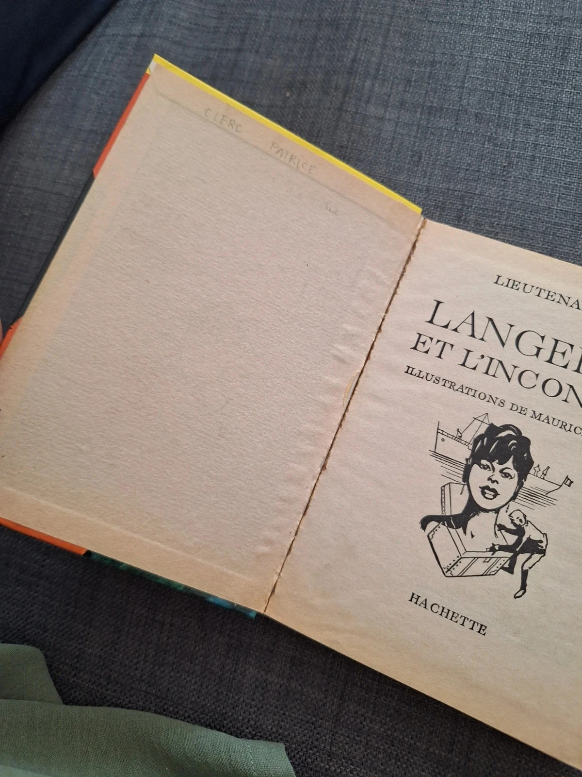 Livro Langelot e a desconhecida Tenente X – photo 5